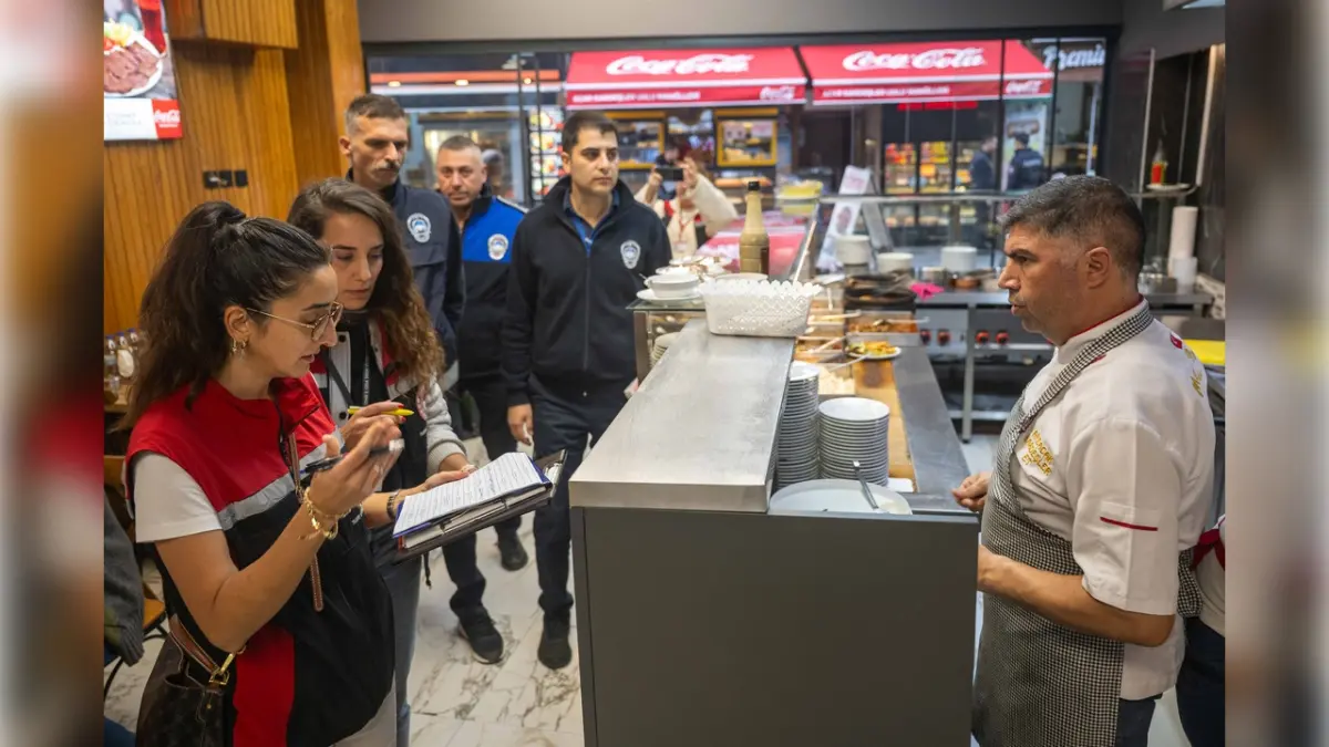 Bornova’da gıda güvenliği alarmı haberinin görseli