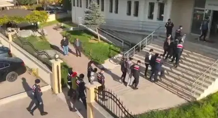 Denizli’de katalogdan evlilik vaadiyle dolandırıcılık