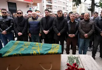 Feyyaz Uçar’ın torunu Can Arbay İzmir’de son yolculuğuna uğurlandı