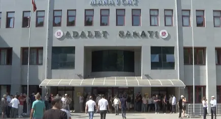 Manavgat Belediyesi soruşturmasında Başkan Kara ile 41 sanığın yargılanması sürüyor