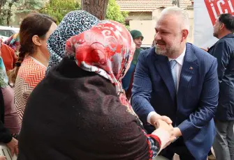Menemen Belediyesi’nden pazarlara ücretsiz ring seferi 