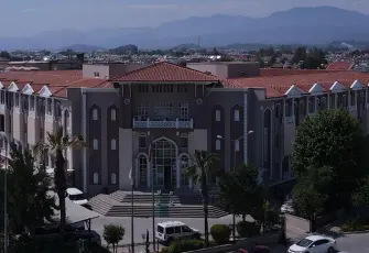 Muğla merkezli 8 ilde göçmen kaçakçılığı operasyonu: 10 kişi tutuklandı