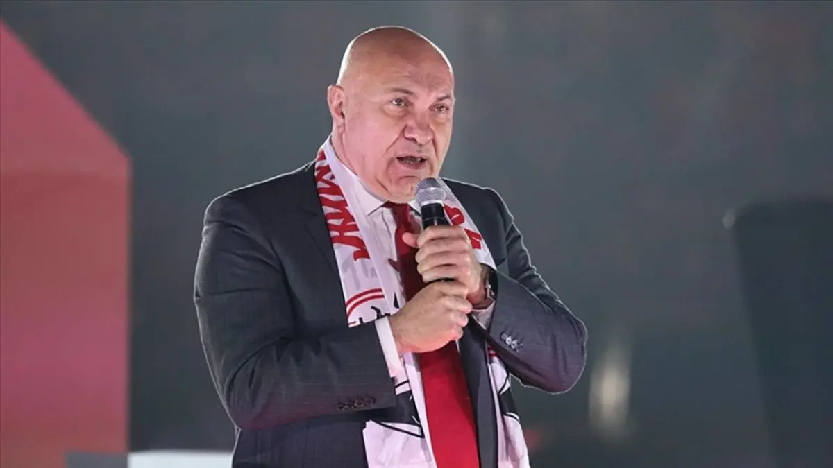 Samsunspor Başkanı Yüksel Yıldırım ateş püskürdü: 1 puanımız çalındı haberinin görseli