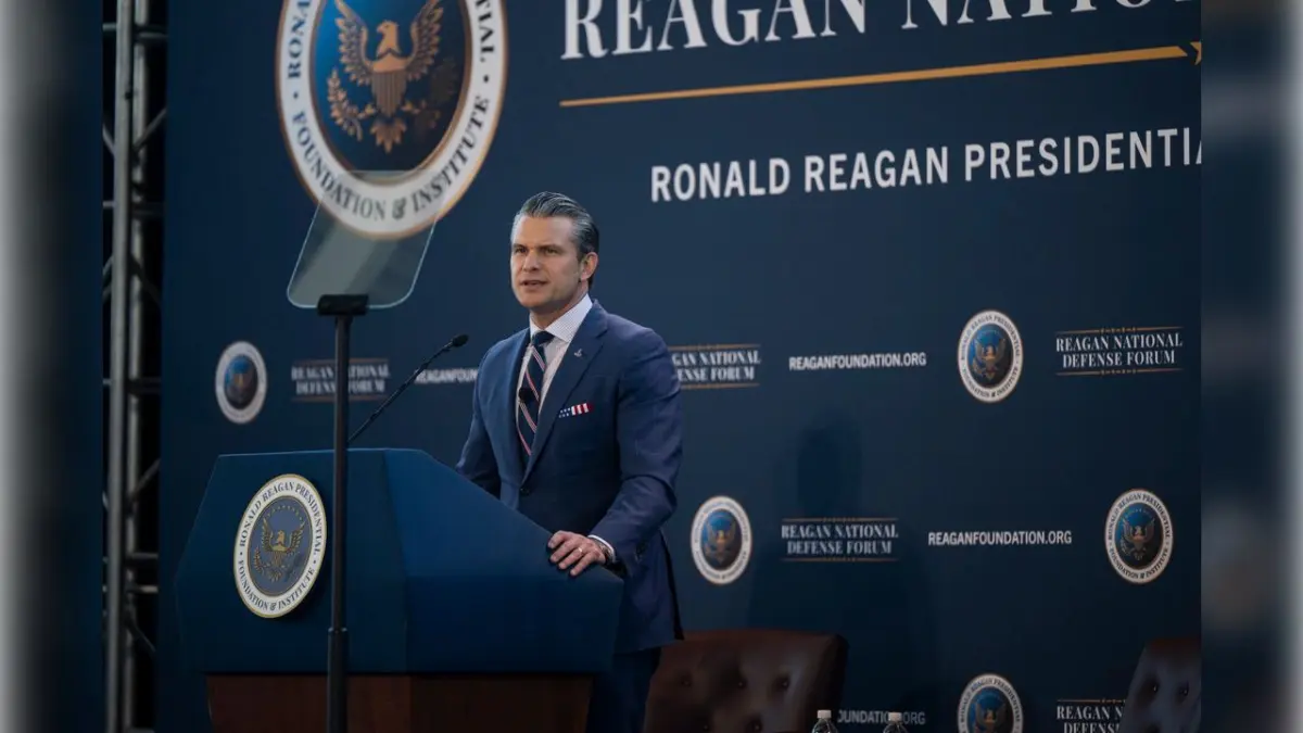 ABD Savunma Bakanından net mesaj: Trump, ülke çıkarları için gerekirse güç kullanmaktan çekinmez haberinin görseli