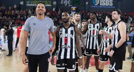 Beşiktaş GAİN durdurulamıyor: İzmir'de Karşıyaka'yı devirip 10'da 10 yaptı!