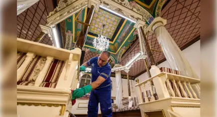 İzmir’de ibadethanelere 13 yıldır süren temizlik hizmeti