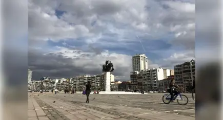 İzmir’de yeni haftada ılık ve parçalı bulutlu hava hakim