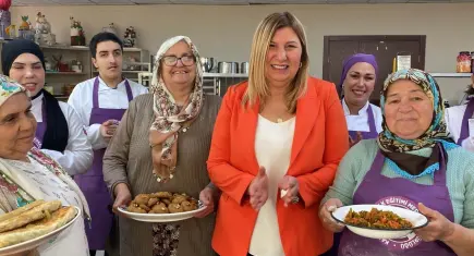 İzmir’in unutulan köy lezzetleri tek tek arşivleniyor