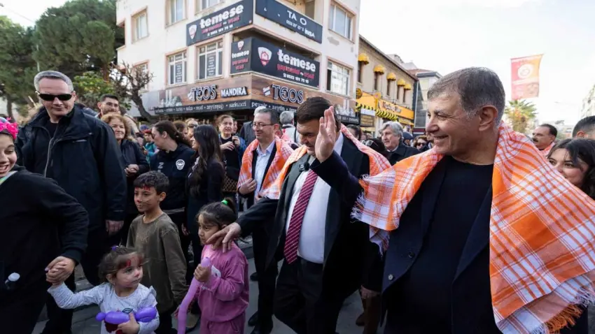 Seferihisar Mandalina Şenliği'nde üretici sorunlarına dikkat çekildi