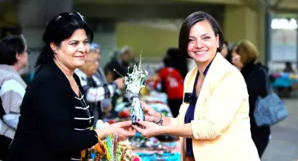 Karabağlar'da kadın üreticilere destek