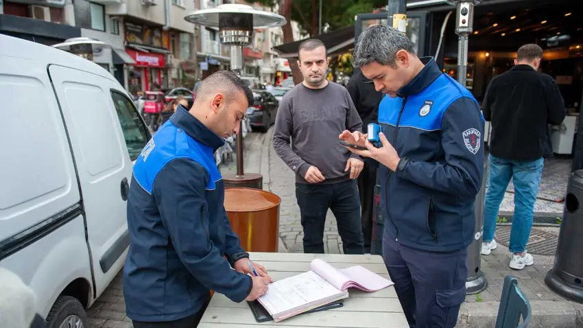 Karşıyaka Zabıtası’ndan işgal denetimi
