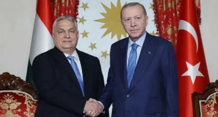 Macaristan Başbakanı Orban, Türkiye'de resmi törenle karşılandı