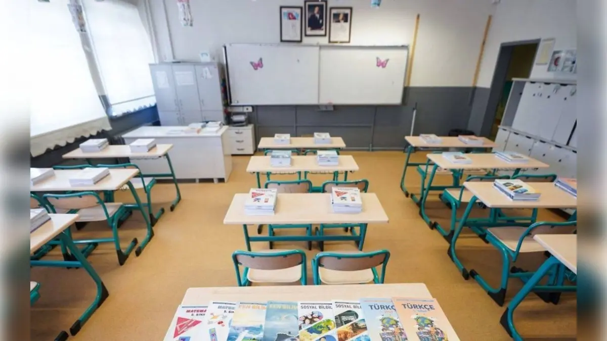 Yeni bir kampanya: Özel okullar veliyi müşteri, çocukları paket ürün gibi göremez haberinin görseli