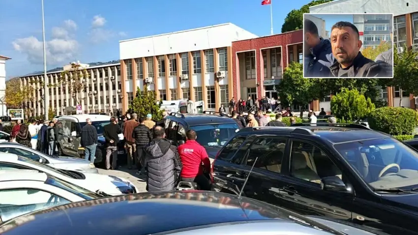 Adliye önünde boşanma aşamasında eşindeki bıçaklayan koca tutuklandı haberinin görseli