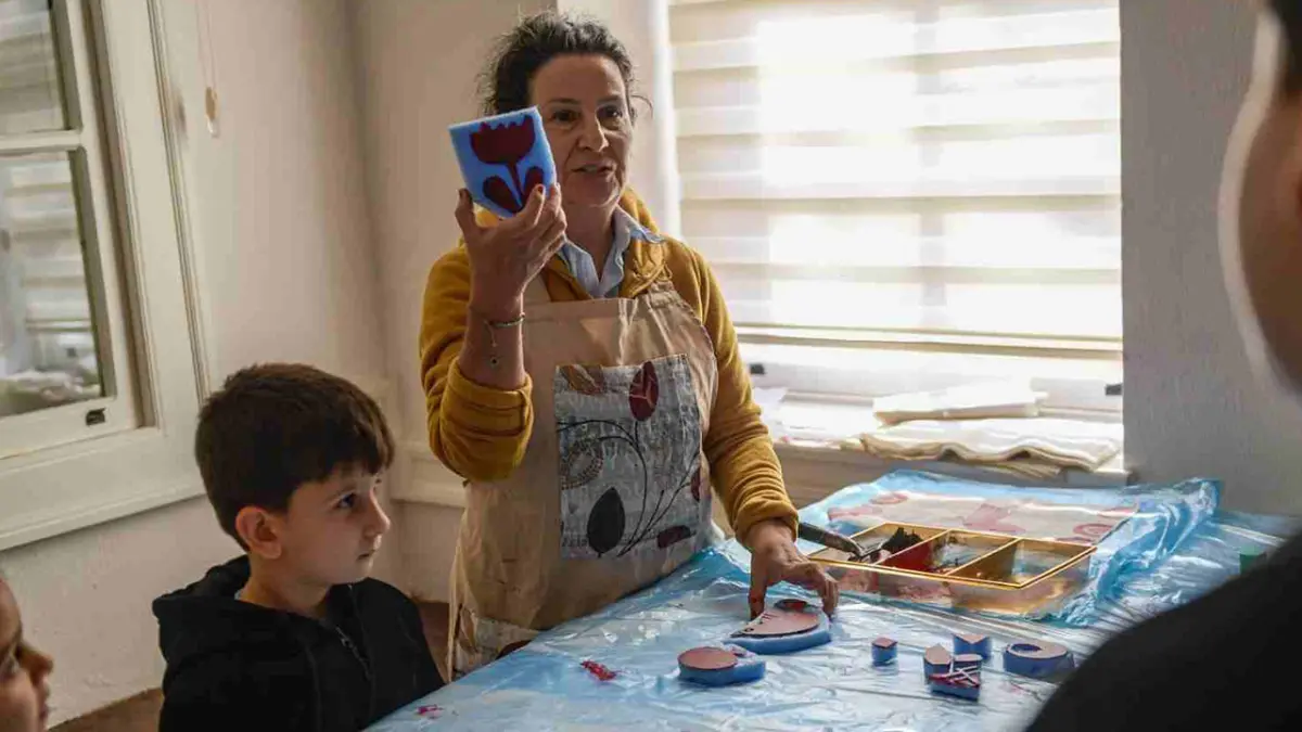 Basmane’de “Basma” sanatı yeniden canlanıyor haberinin görseli