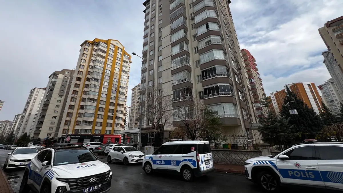 Boşanma aşamasındaki eşini ararken başka bir kadını öldürdü! haberinin görseli