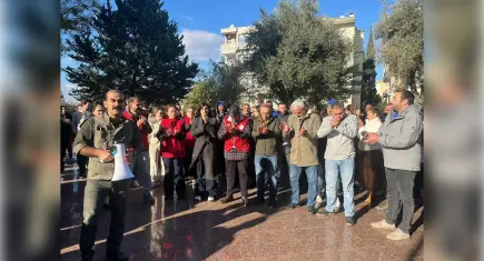 Buca’da çöpler geri geliyor: İşçiler, belediyeye müddet verdi