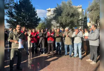 Buca’da çöpler geri geliyor: İşçiler, belediyeye müddet verdi