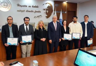 EÜ Senatosunda gururlandıran başarı kutlandı