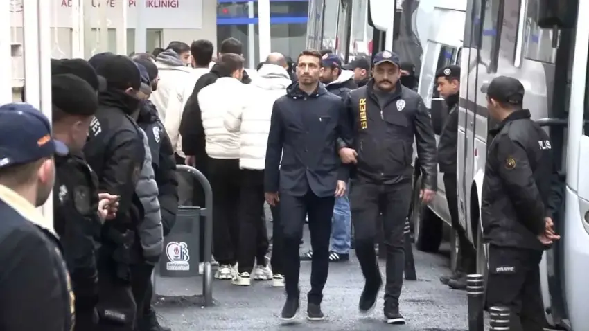 Futbolda bahis soruşturması:  20 kişi tutuklandı haberinin görseli