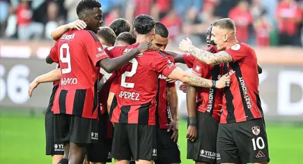 Gaziantep FK'dan sert tepki: Penaltı verilmedi, oyuncumuzun yüz kemiği kırıldı!