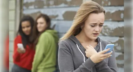 Kadın Adayları Destekleme Derneği: Her yıl milyonlarca kadın ve kız çocuğu çevrimiçi tacize maruz kalıyor