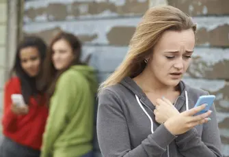 Kadın Adayları Destekleme Derneği: Her yıl milyonlarca kadın ve kız çocuğu çevrimiçi tacize maruz kalıyor