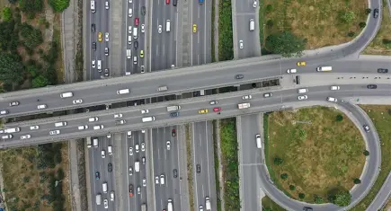 TÜİK açıkladı: Türkiye'deki taşıtlar dünyayı 9,5 milyon kez dolaşacak kilometre yaptı