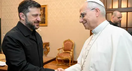 Zelenskiy, Papa 14’üncü Leo ile bir araya geldi