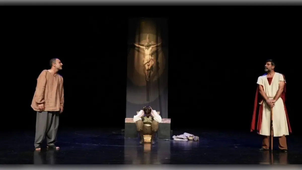 Absürt Bir Kara Komedi: Jeanne d’Arc’ın Öteki Ölümü haberinin görseli