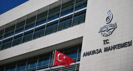 AYM'den 6 siyasi partiye ilişkin mali denetim kararı Resmi Gazete'de