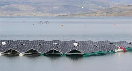 Baraj ve kanallar yüzer GES'lere açılıyor