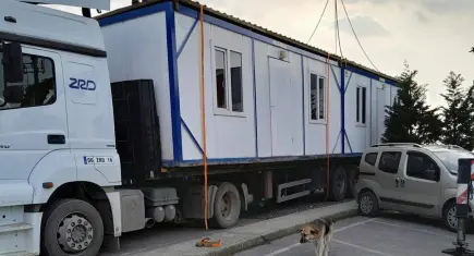 Depremzede aileye verilen konteyner için icra takibi