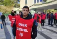 Engelli işçi şarkı sözleriyle Başkan Tugay'a isyan etti 