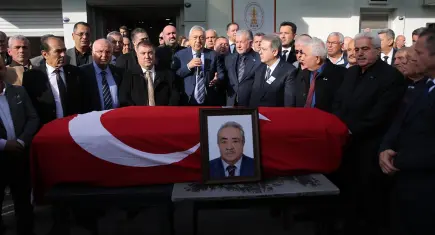 Eski İzmir Milletvekili Tercan son yolculuğuna uğurlandı