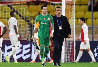 Galatasaray'da bir sakatlık daha:Uğurcan Çakır Monaco maçında sakatlandı