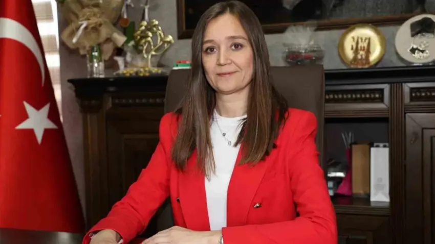 Şehzadeler Belediye Başkanı Gülşah Durbay'a çoklu organ yetmezliği tanısı konuldu haberinin görseli