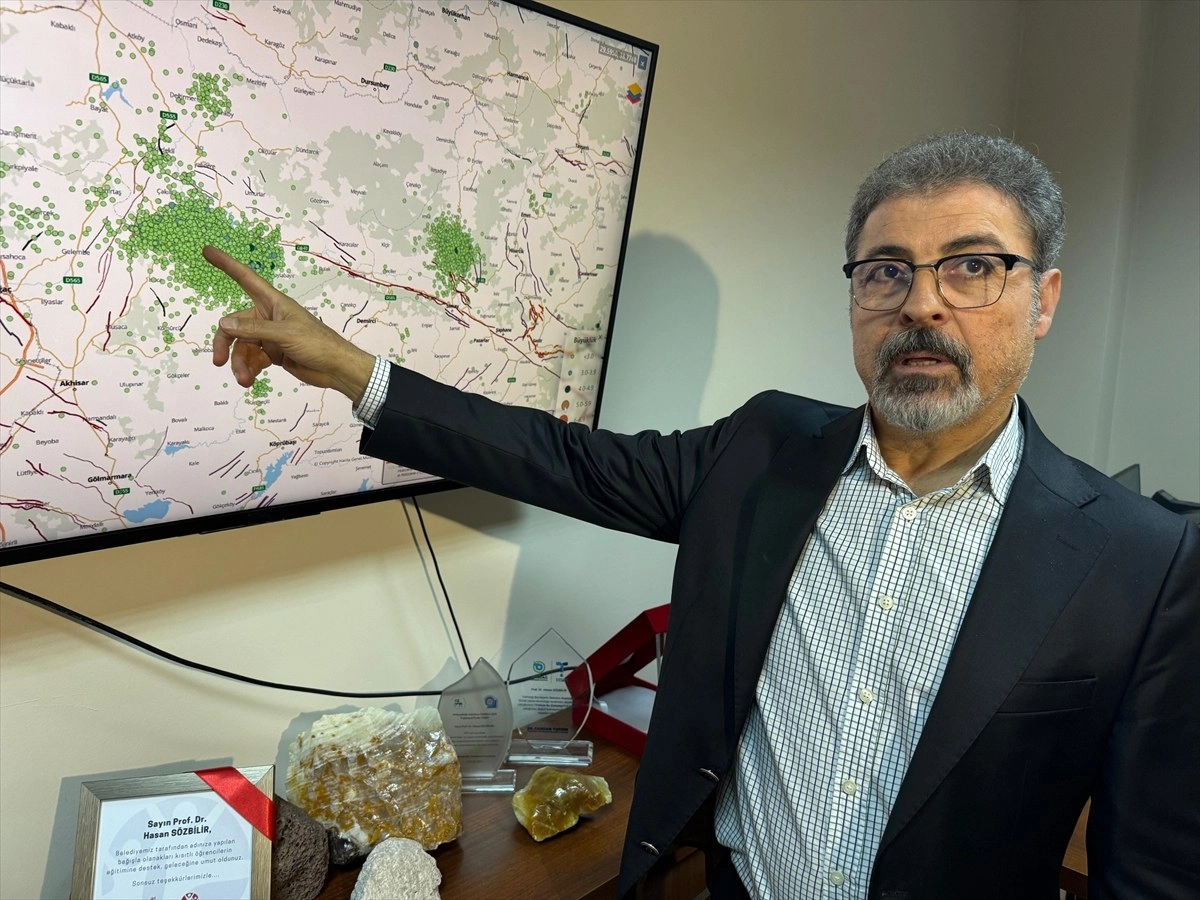 Uzmanından Sındırgı depremleri için kritik değerlendirme: Büyük deprem beklentisi azaldı başlıklı video haberin görseli