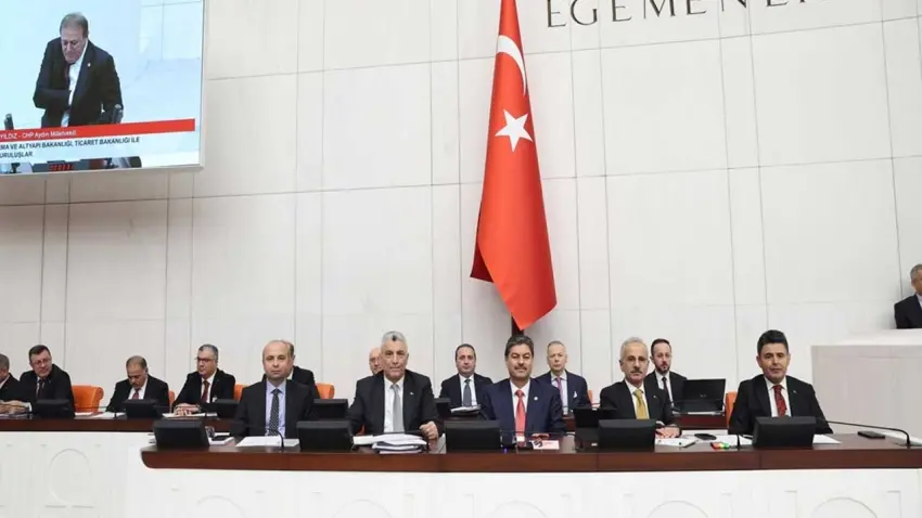 Bakan Bolat:Mal ihracatımız 270 milyar dolara yükseldi,