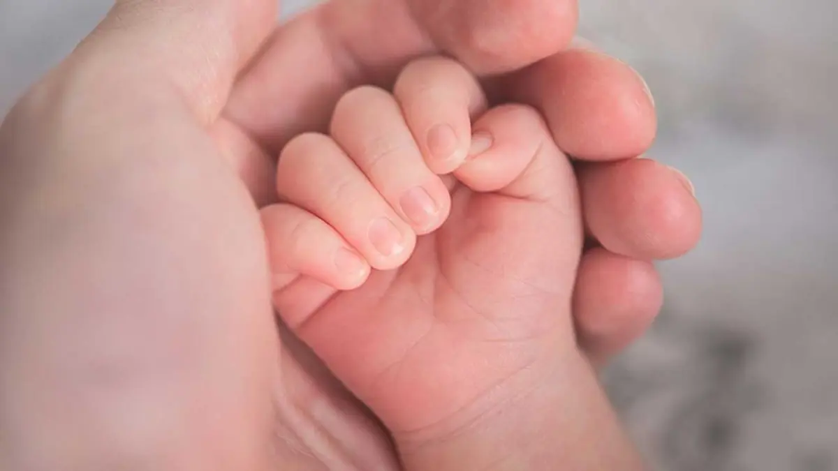 Bakan Göktaş'tan AK Parti Grubuna doğum ve babalık izni zyareti haberinin görseli