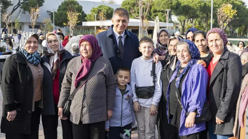 Başkan Tugay, Göl Gazinosu’nda Beydağlı kadınlarla buluştu
