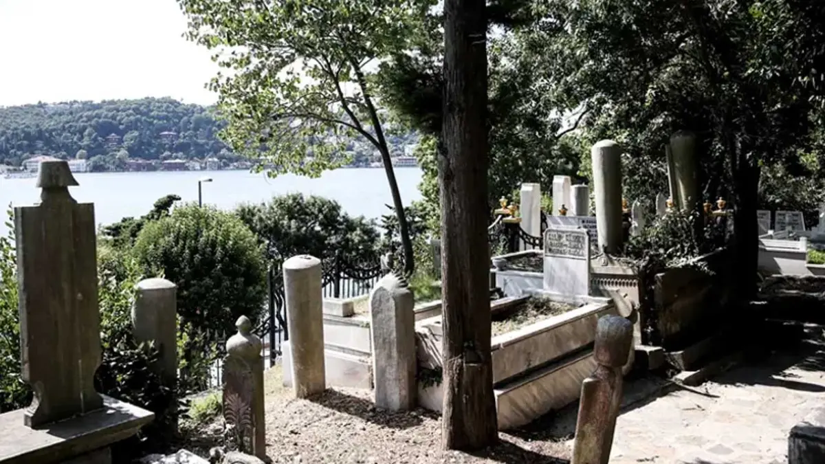 İBB Meclisi 2026 mezarlık ücretlerini belirledi haberinin görseli