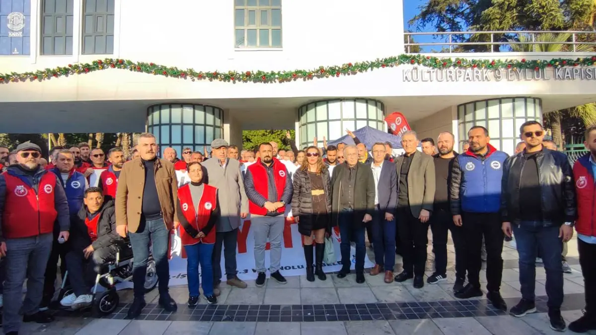 İzmir’de eylem çadırına destek yağdı haberinin görseli