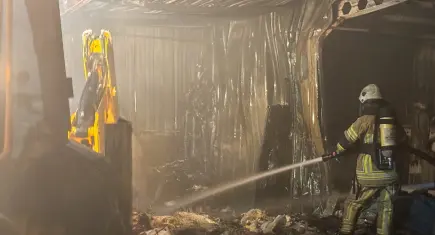 İzmir haber: Kemalpaşa’da kompozit fabrikasında korkutan yangın