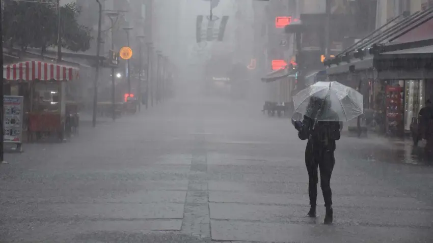Uzmanlar uyarıyor: İzmir’de sel ve su baskınları devam edecek