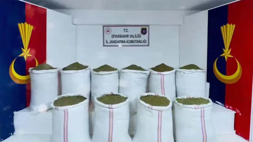 29 ilde zehir tacirlerine dev operasyon: 345 şüpheli yakalandı, 1 ton 628 kilo madde ele geçirildi haberinin görseli