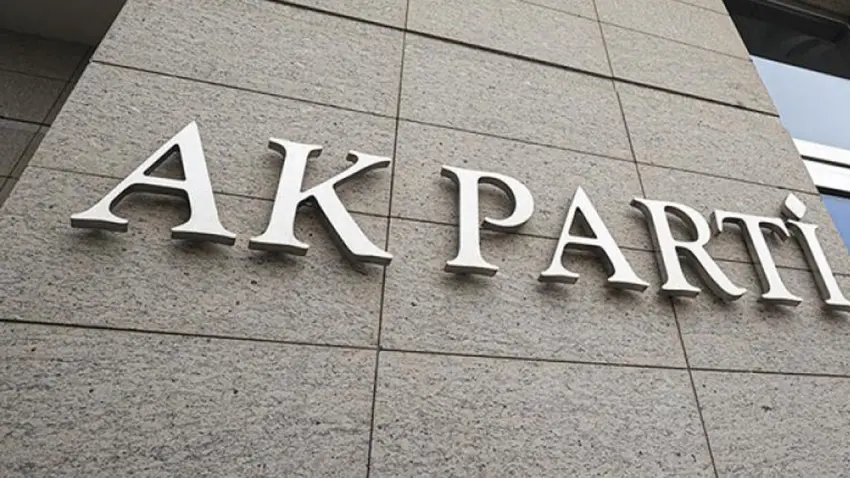 AK Parti’den su krizi açıklaması: 3 bardak sudan 1’i sokağa akıyor