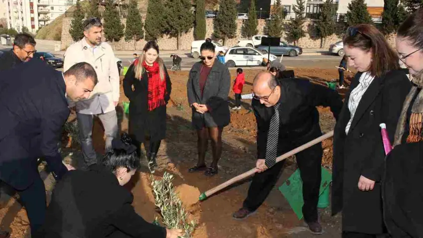 Çiğli’de doğa dostu gelecek için adımlar atılıyor