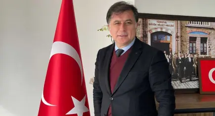 DEVA Partisi İzmir İl Başkanı Aybar Uygur: Ege turizmi çöküşün eşiğinde