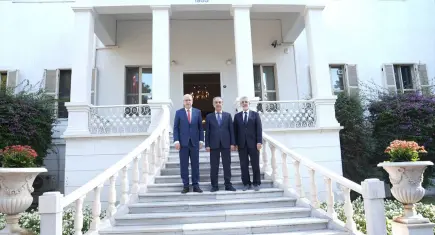 Ege Üniversitesinde rektörlük devir teslim töreni yapıldı